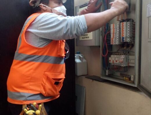 TECNICO ELECTRICISTA
